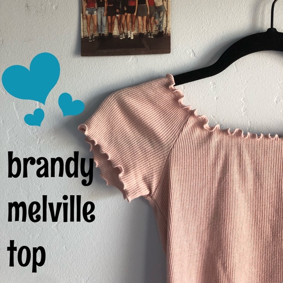 Brandy Melville Tops - brandy melville top<3
